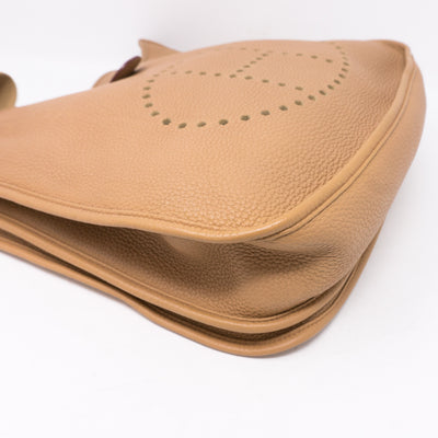 Evelyne III Beige