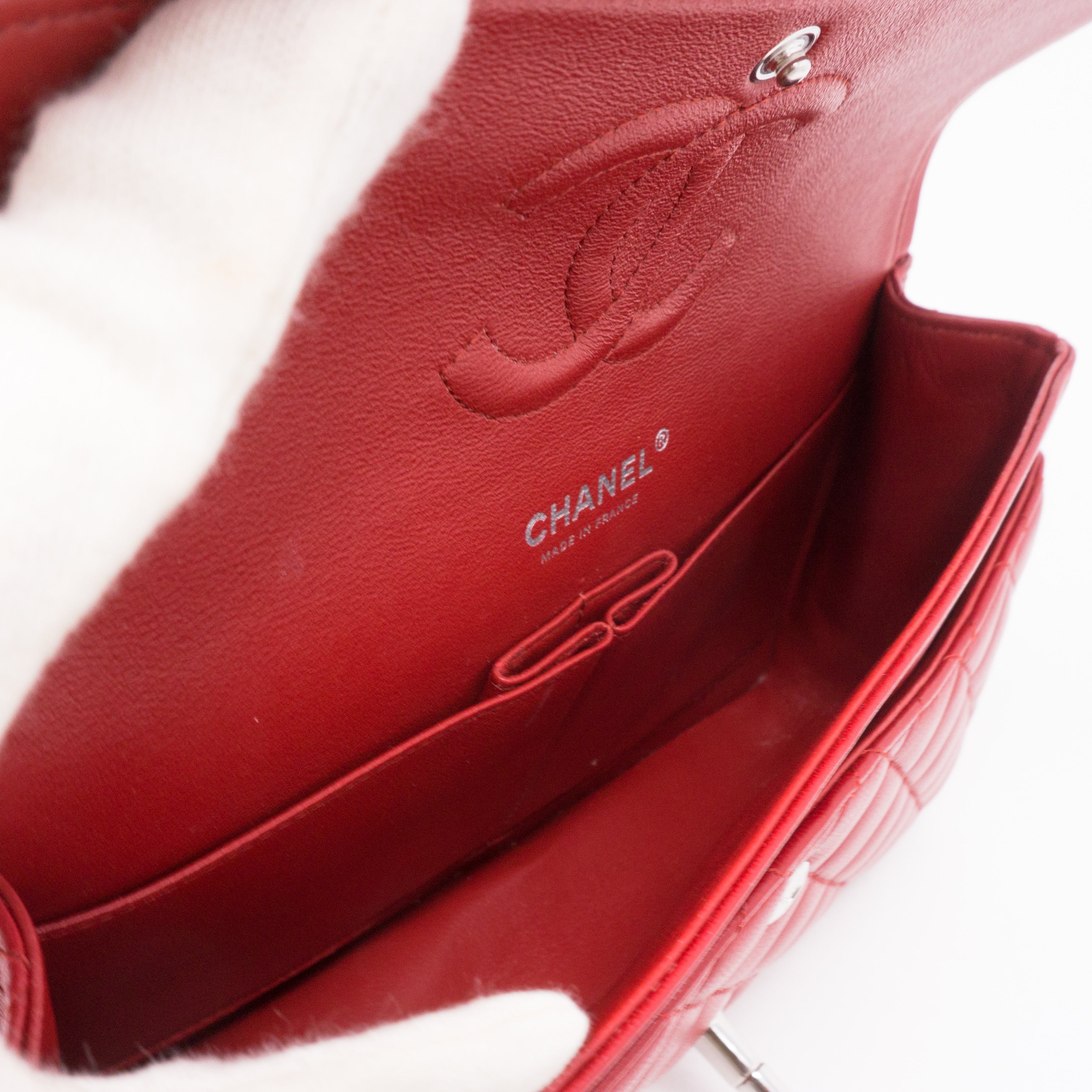 Classic Double Flap Medium Red Silver