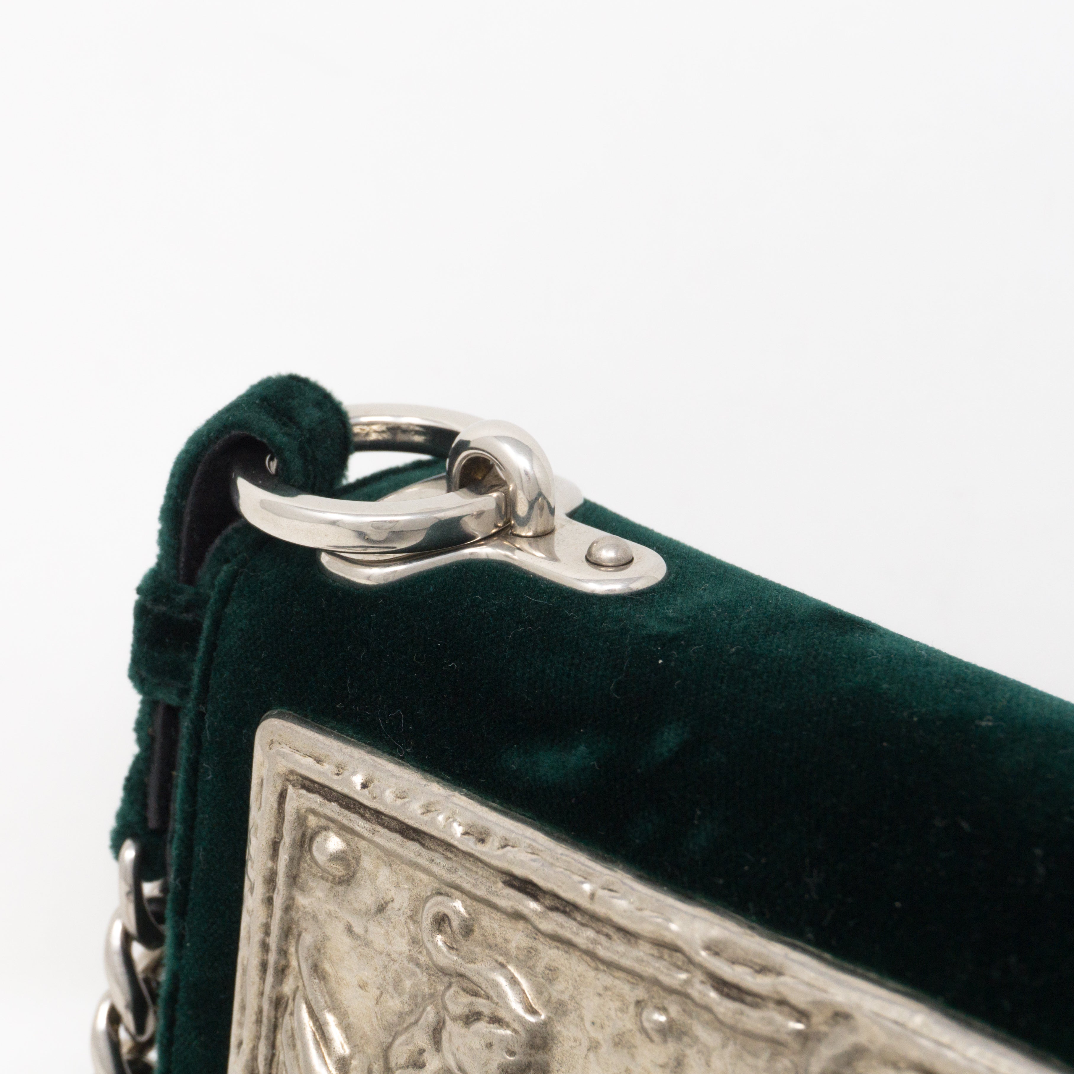 Cahier Small Lock Trunk Green Velvet