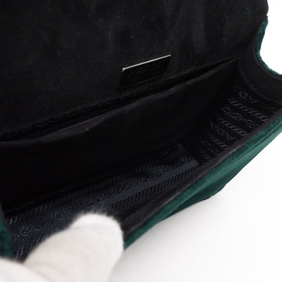 Cahier Small Lock Trunk Green Velvet