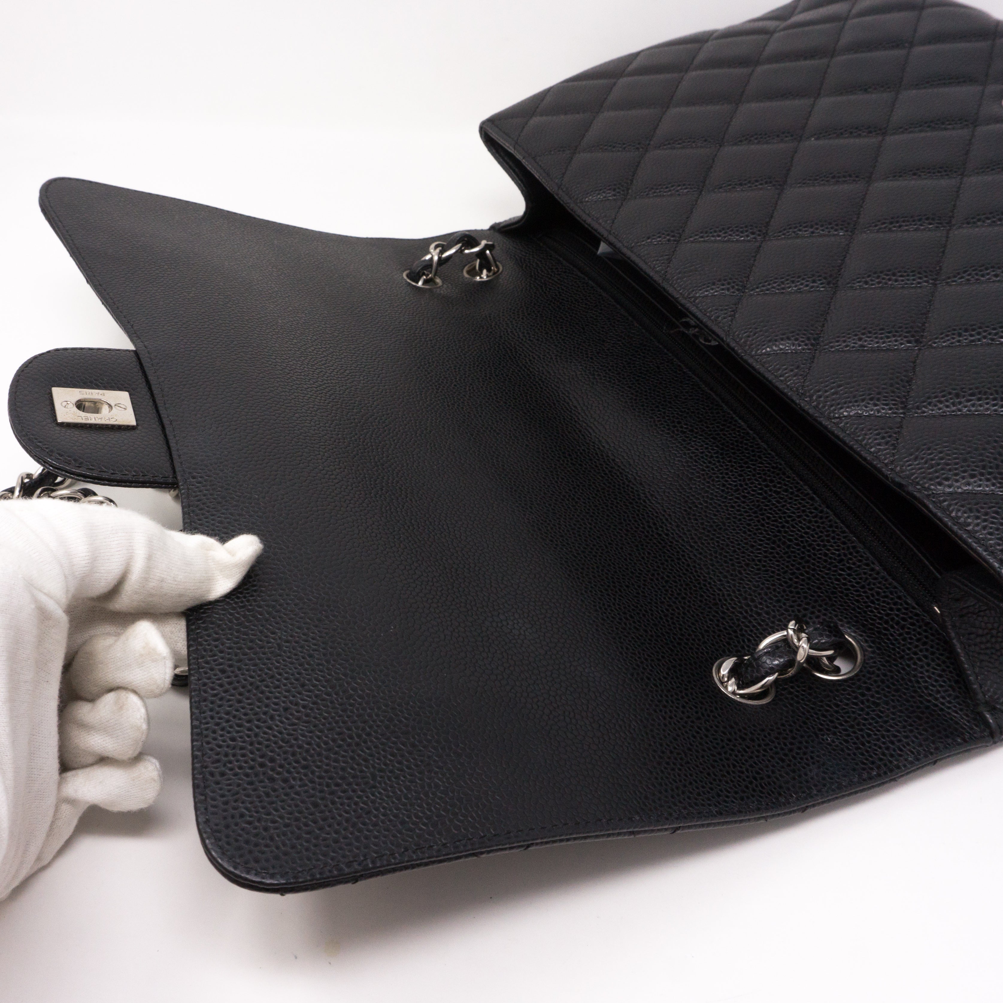 Classic Single Flap Maxi Black Caviar Leather