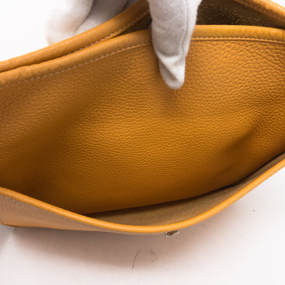 Evelyne III 29 Mustard Yellow