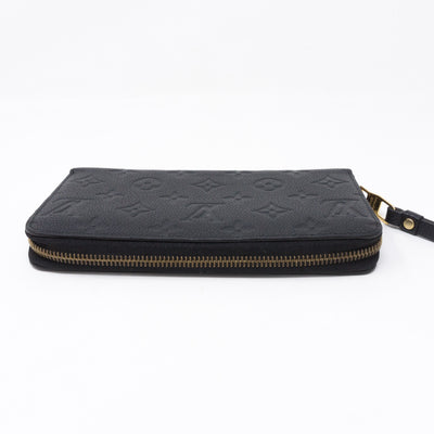 Zippy Wallet Black Monogram Empreinte