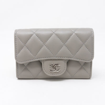 Classic Flap Card Case Gray Lambskin