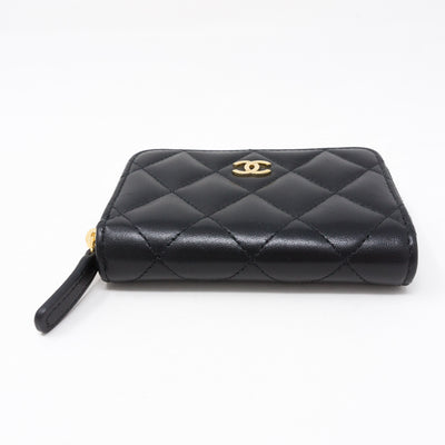 Classic Zipped Coin Purse Black Leather