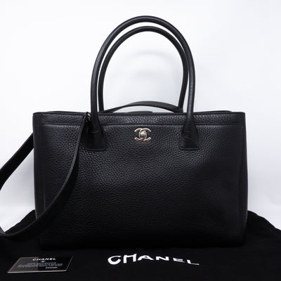 Executive Cerf Tote Black Leather Silver