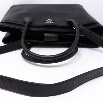 Executive Cerf Tote Black Leather Silver