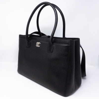 Executive Cerf Tote Black Leather Silver