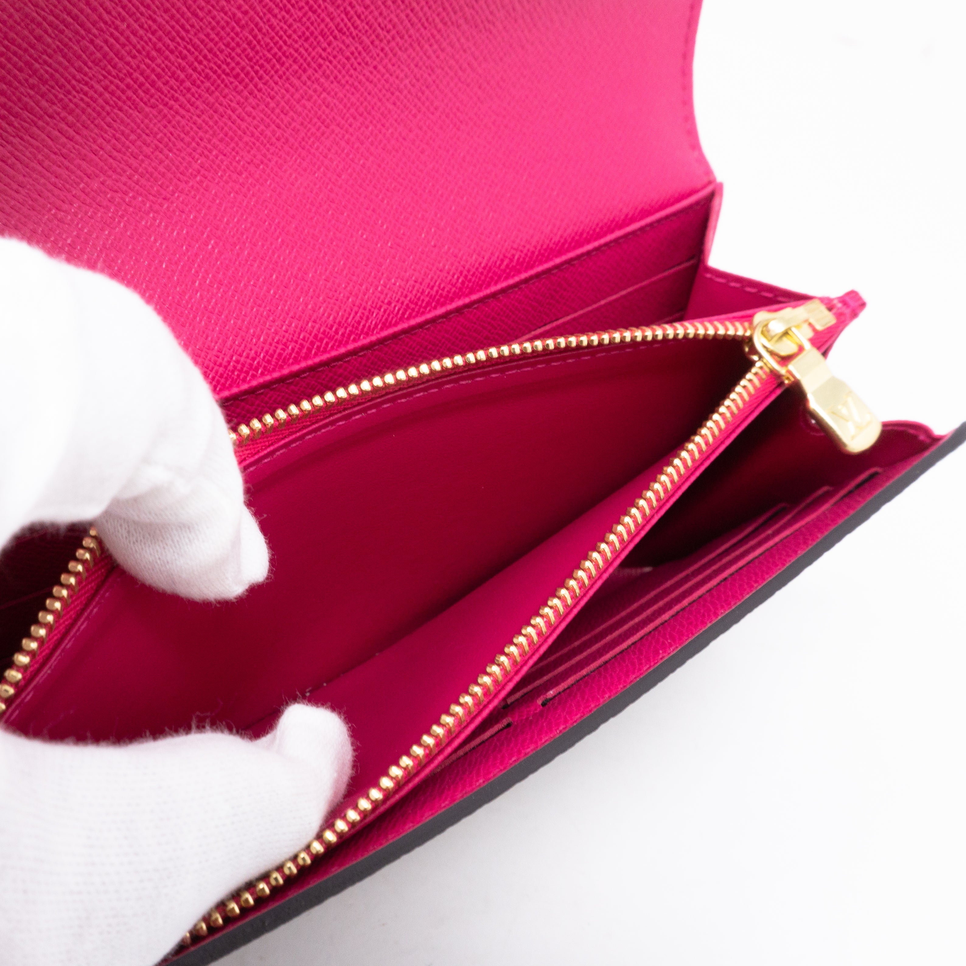 Sarah Wallet Monogram Love Lock