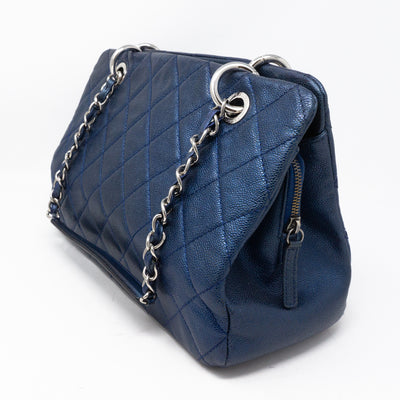 Quilted Shopping Tote Blue Caviar