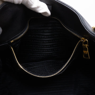 Soft Chain Tote Black Leather