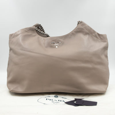 Soft Chain Tote Gray Leather