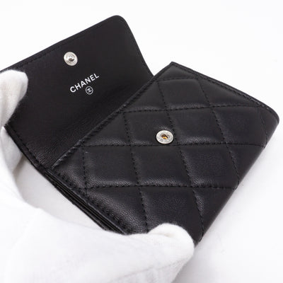 Classic Flap Card Case Large Black Lambskin