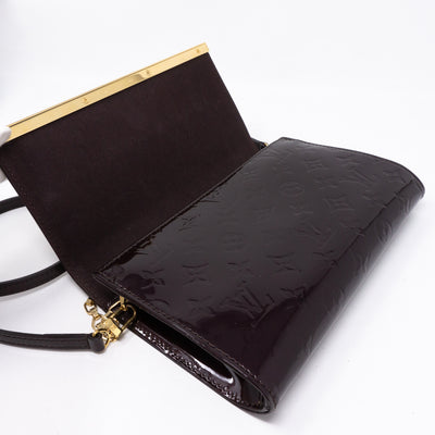 Ana Clutch Vernis Amarante