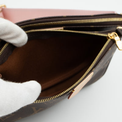Multi Pochette Accessoires Monogram World Tour