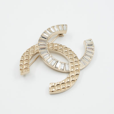 CC Brooch Crystal Light Gold