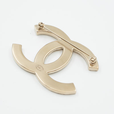 CC Brooch Crystal Light Gold