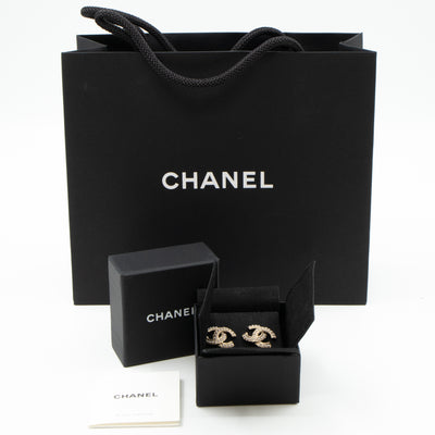 CC Pearl Earrings Light Gold