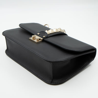 Medium Glam Lock Rockstud Flap Bag Black