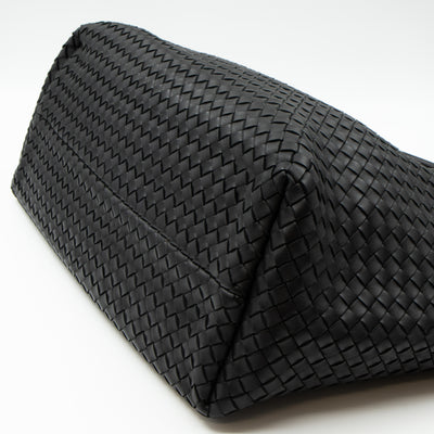 Intrecciato Cabat Tote Large Black Leather
