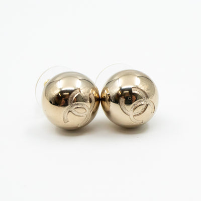CC Sphere Earrings Light Gold