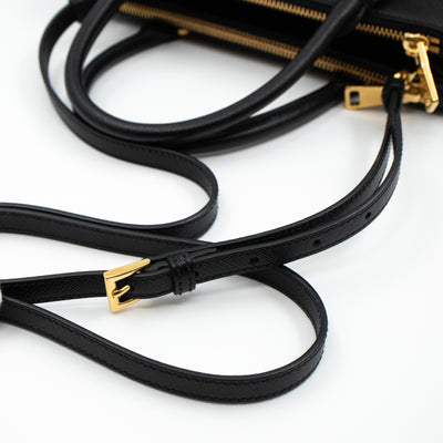 Galleria Small Double Zip Black Saffiano