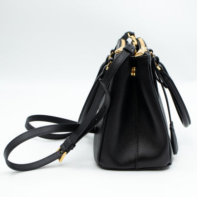 Galleria Small Double Zip Black Saffiano