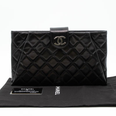 Coco Pleats Clutch Black Calfskin