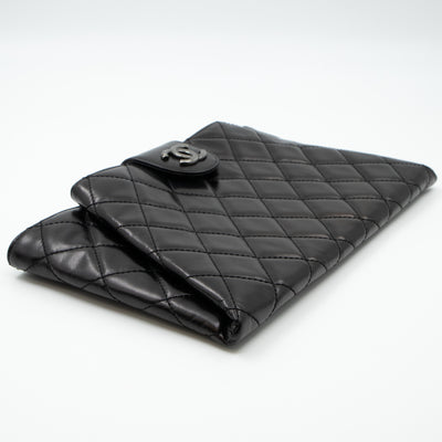 Coco Pleats Clutch Black Calfskin
