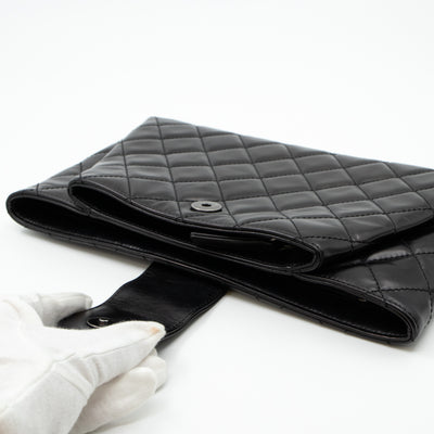 Coco Pleats Clutch Black Calfskin