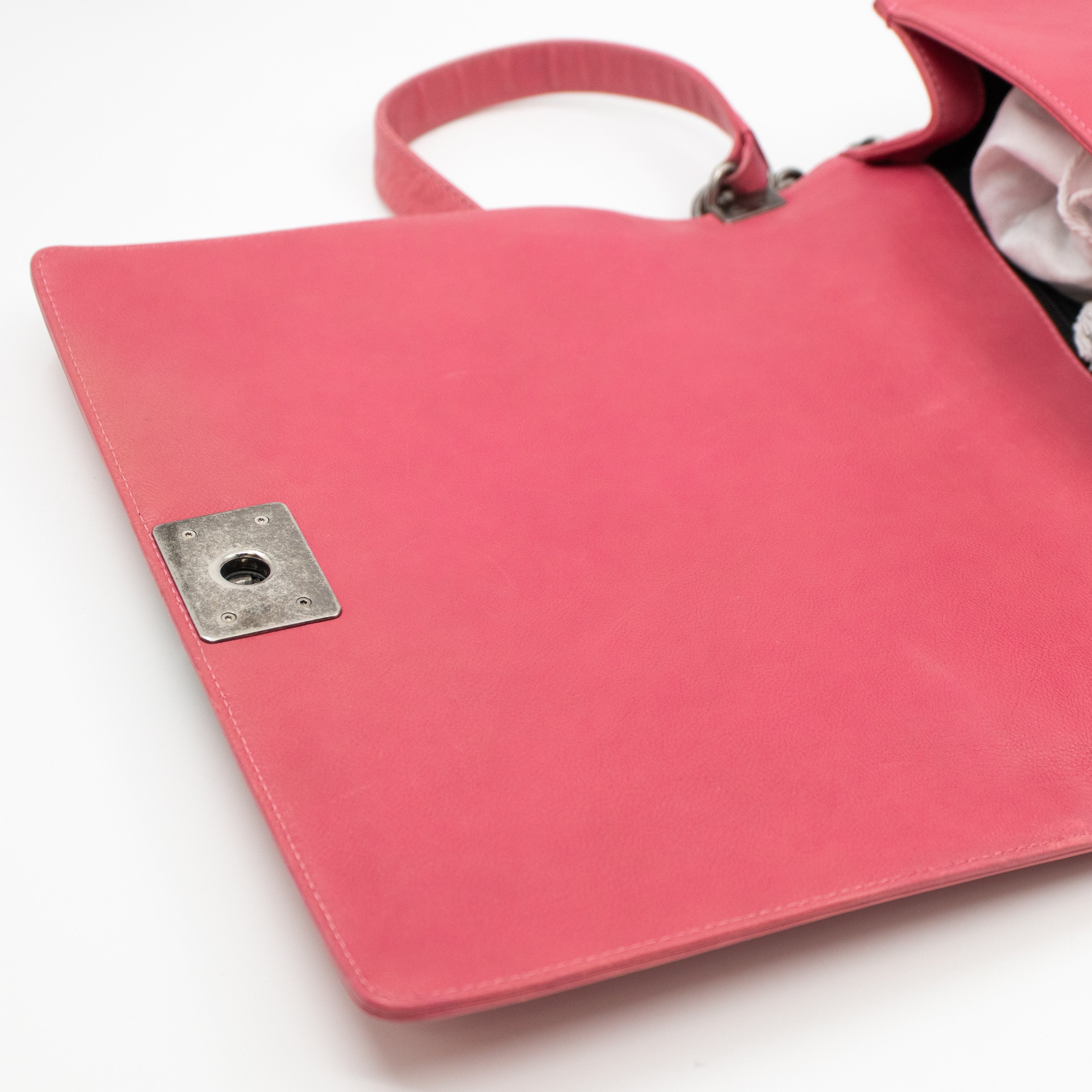 Boy Flap Bag Large Pink Leather