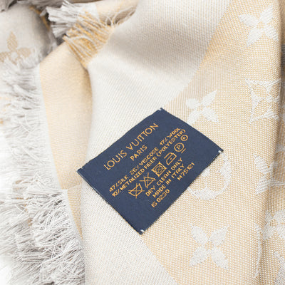 Monogram Shine Shawl Greige Gold