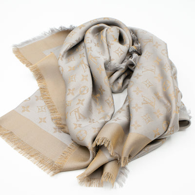 Monogram Shine Shawl Greige Gold