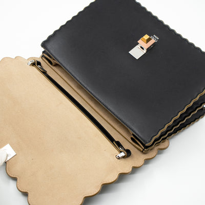 Kan I Medium Black Leather