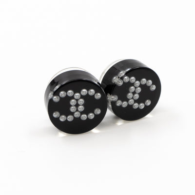 CC Round Earrings Black Pearl