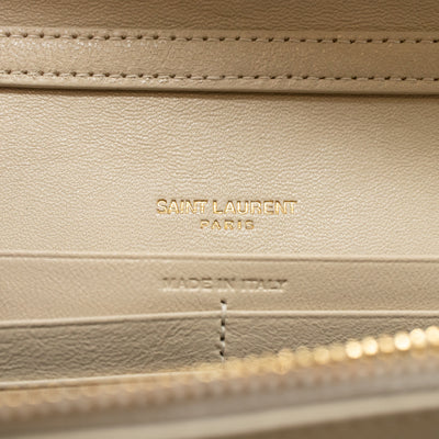 Becky Wallet on Chain Blanc Leather