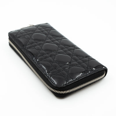 Lady Dior Voyageur Wallet Black Patent Leather