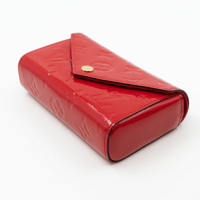 Lucie Pouch Vernis Cherry