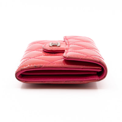Classic Flap Card Case Rose Patent Leather