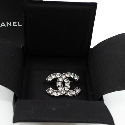 CC Brooch Crystal Ruthenium