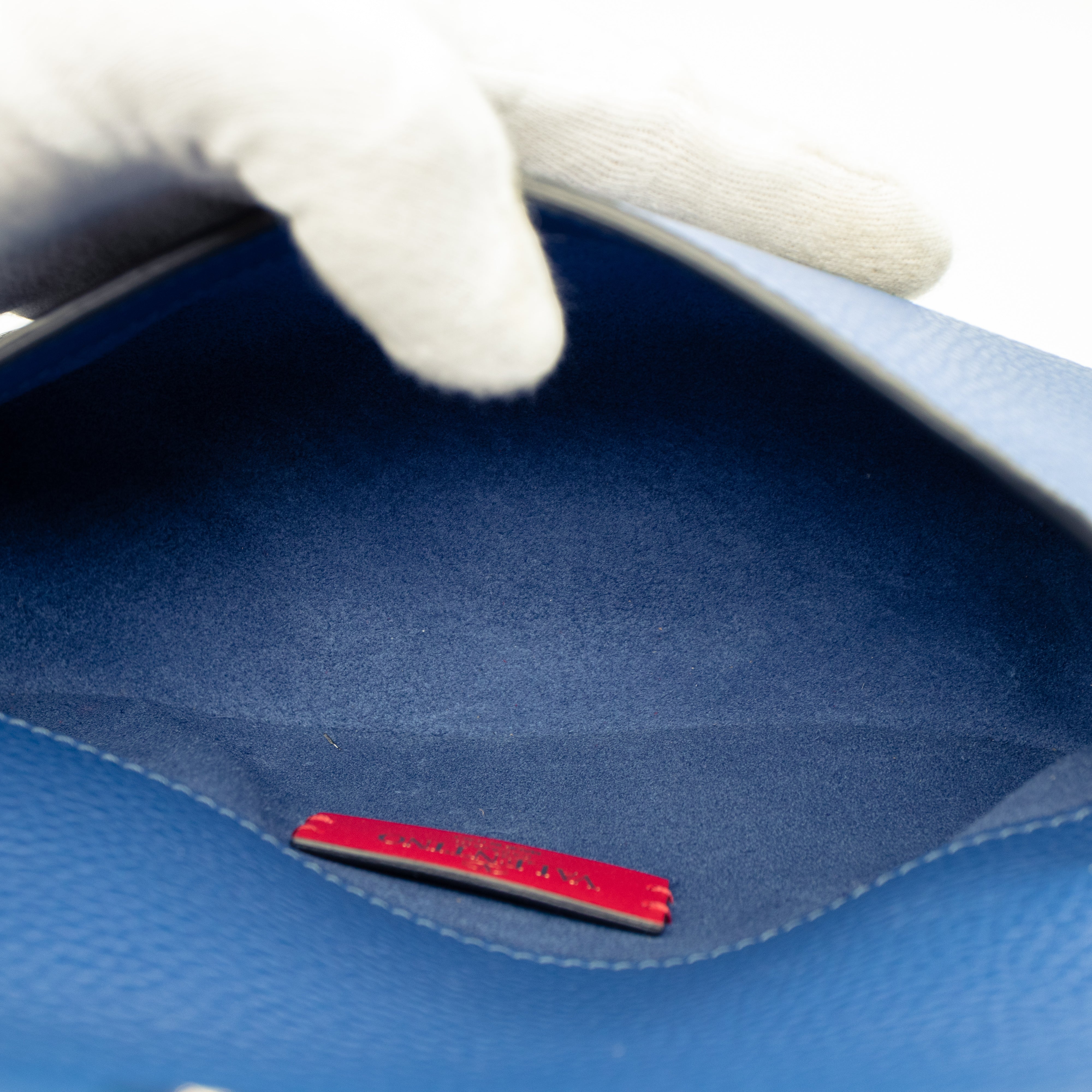 Rockstud Crossbody Pouch Blue Leather