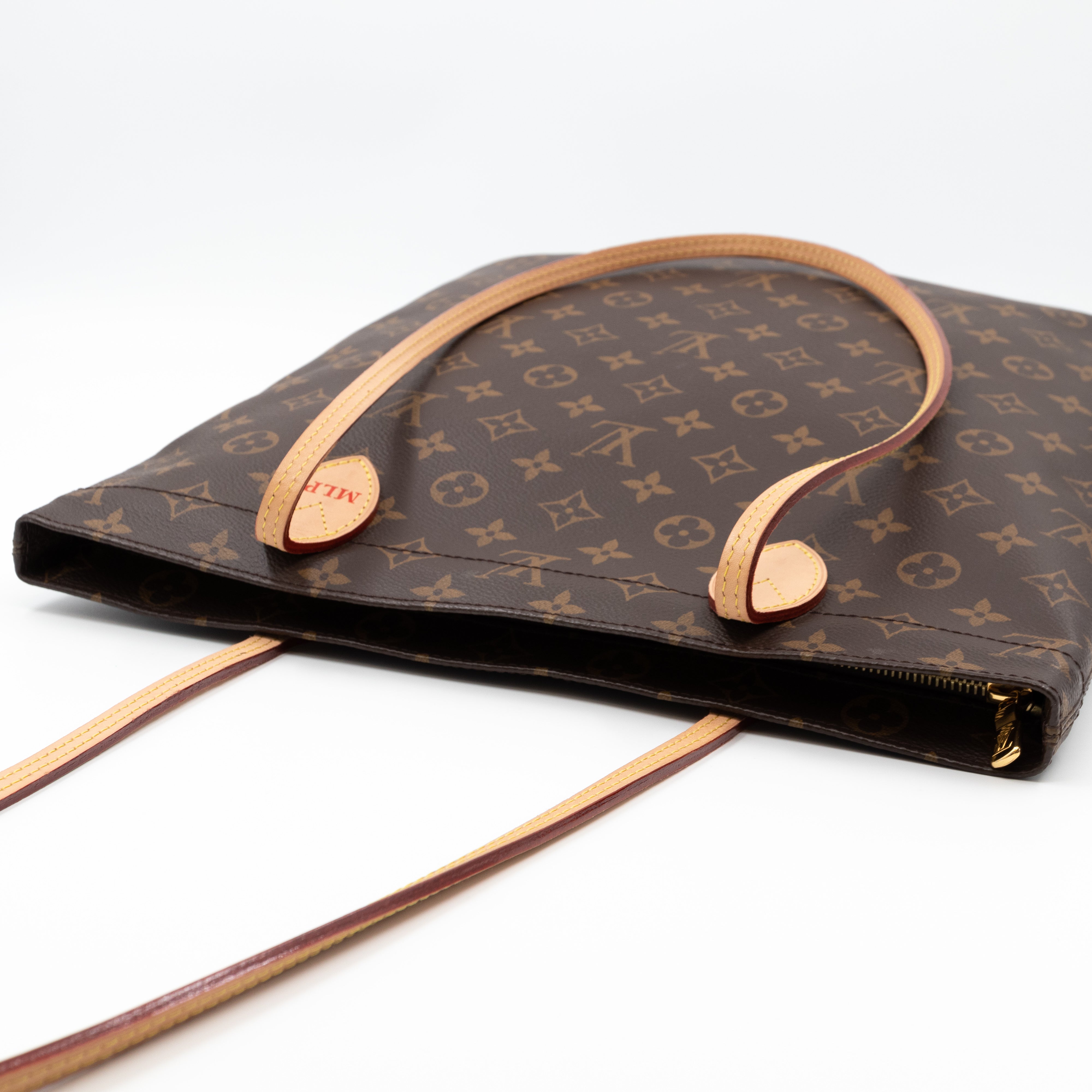 Carry It Monogram