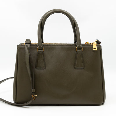 Galleria Medium Double Zip Green Saffiano