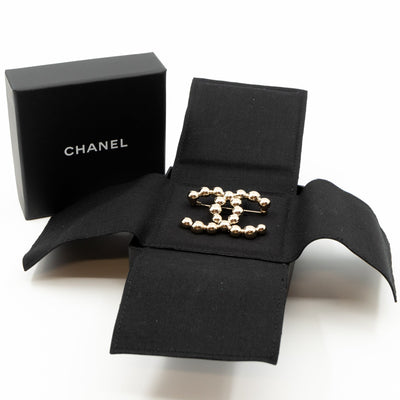CC Metal Pearls Brooch