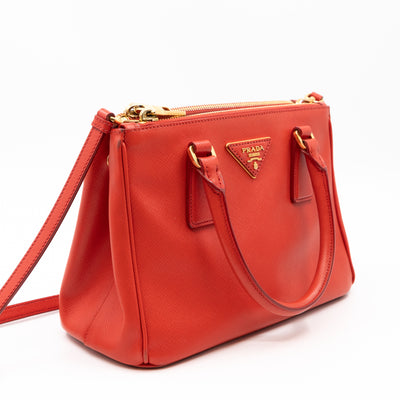 Galleria Small Double Zip Fiery Red Saffiano