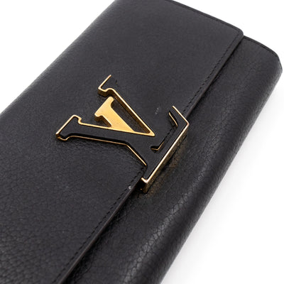 Capucines Wallet Black Leather