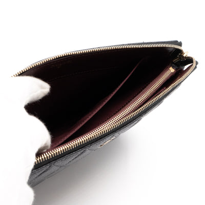 Medium Classic Zip Pouch Black Caviar