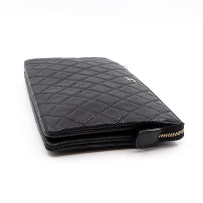 Medium Classic Zip Pouch Black Caviar