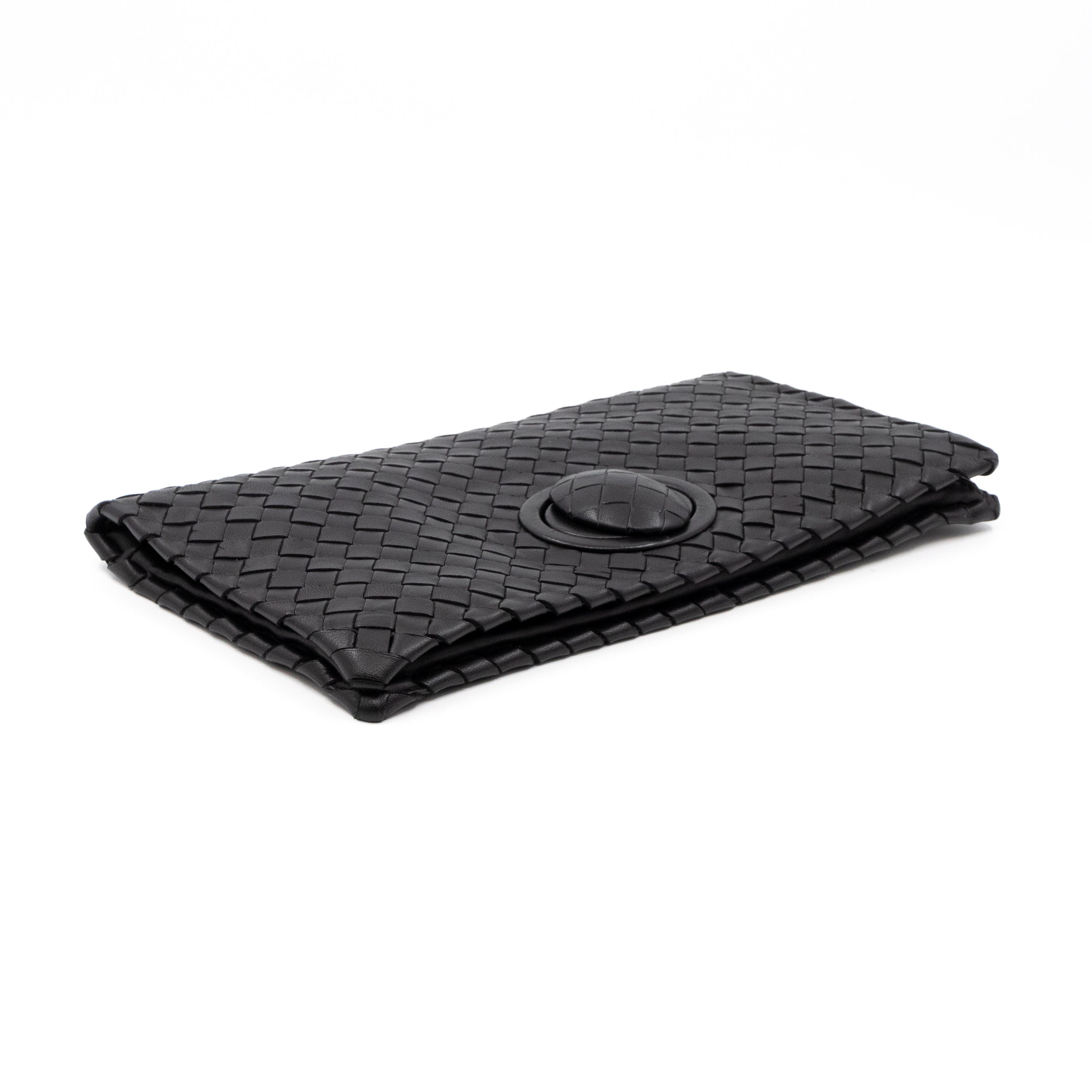 Twist Lock Clutch Intrecciato Black Leather